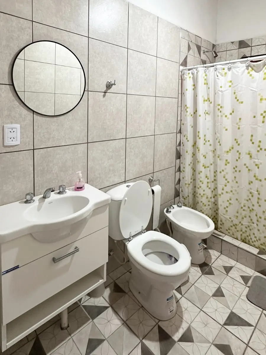 Casa de 2 dormitorios en alquiler en Concepción del Uruguay — foto 2