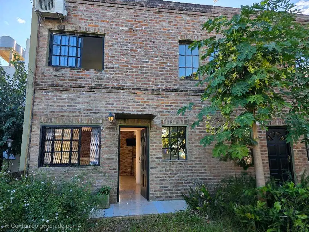 Casa de 2 dormitorios en venta en Colón — foto 2