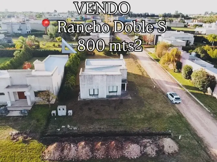 Casa de 2 dormitorios en venta en Concepción del Uruguay — foto 1