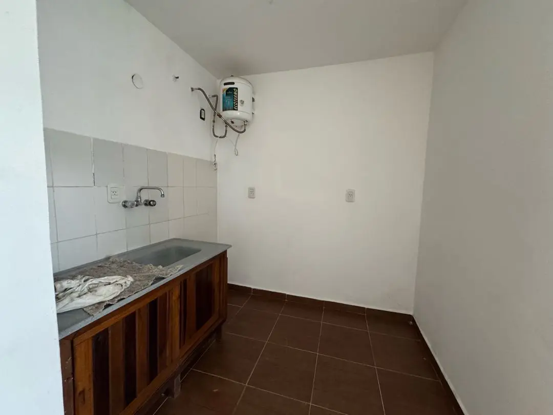 Departamento en alquiler en Caseros — foto 4