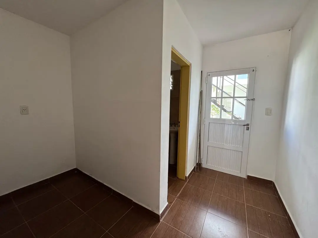 Departamento en alquiler en Caseros — foto 9