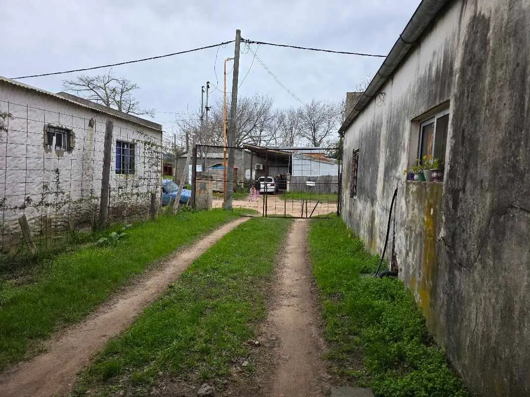 Casa de 2 dormitorios en venta en Caseros — foto 5