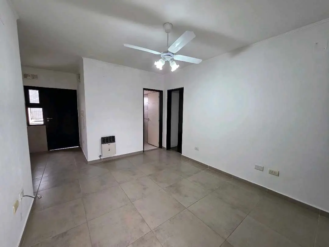 Departamento de 1 dormitorio en alquiler en Barrio San Vicente, Concepción del Uruguay — foto 1