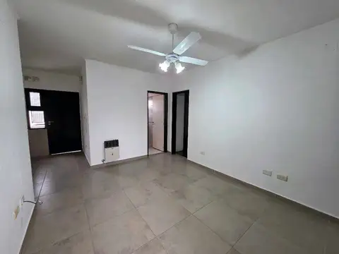Departamento de 1 dormitorio en alquiler en Barrio San Vicente, Concepción del Uruguay