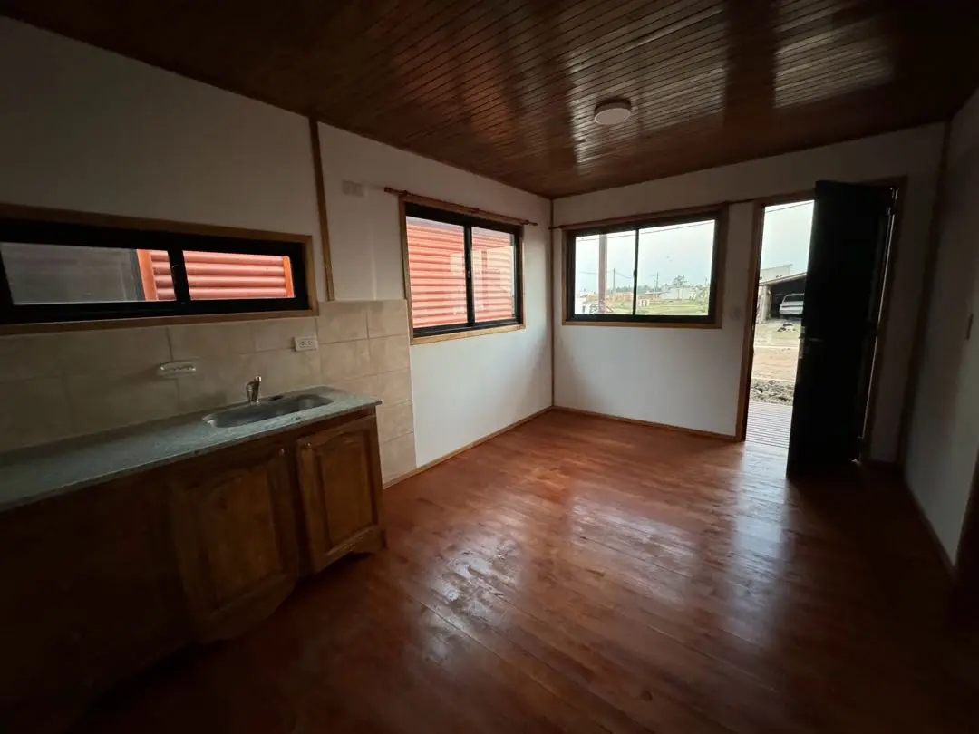 Casa de 2 dormitorios en alquiler en Caseros — foto 4