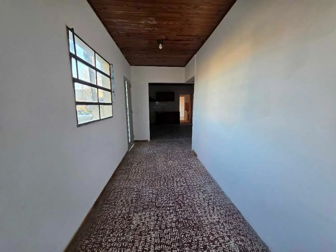 Casa de 2 dormitorios en venta en Caseros — foto 6