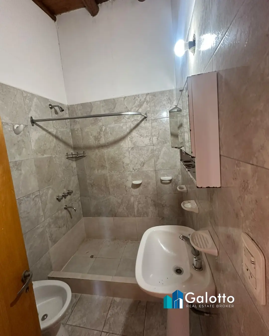 Departamento de 2 dormitorios en alquiler en Rocamora — foto 9